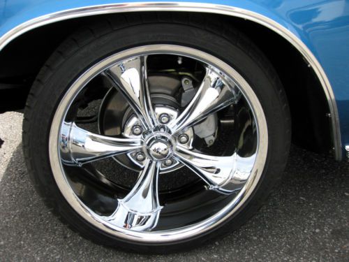 1966 CHEVELLE PRO-TOUR/ 4 Wheel DISC / 454/ 4-SPEED/ 12-BOLT/ AWESOME COLOR, image 13