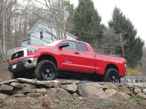 Lifted 2007 toyota tundra sr5 4x4 crew cab pickup 4-door 5.7l