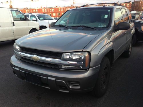 2005 chevrolet trailblazer ls 4wd wholesale to the public