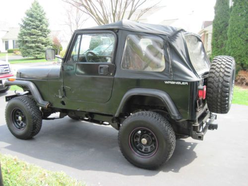 1994 Jeep Wrangler S Sport Utility 2-Door 2.5L, image 3