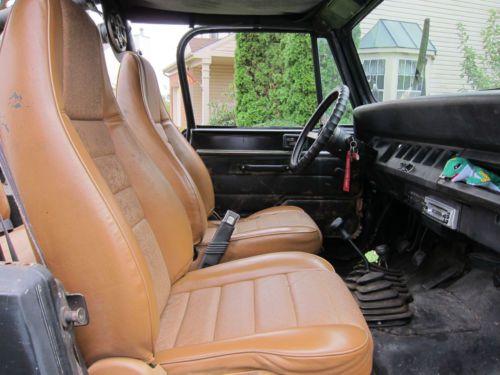 1994 Jeep Wrangler S Sport Utility 2-Door 2.5L, image 12