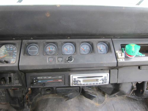 1994 Jeep Wrangler S Sport Utility 2-Door 2.5L, image 15