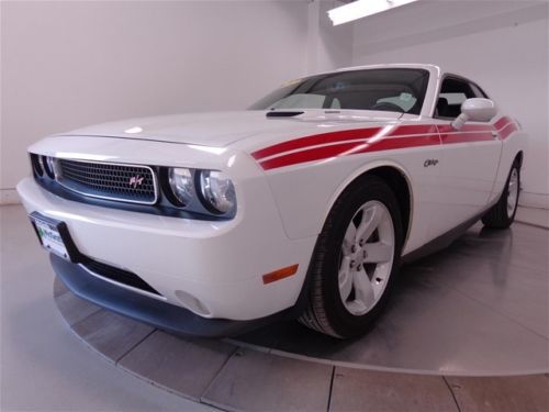 2012 dodge challenger r/t coupe 2-door 5.7l
