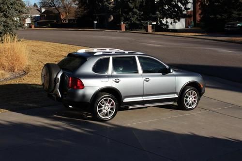 2004 porsche cayenne turbo awd! so many options 450hp!!