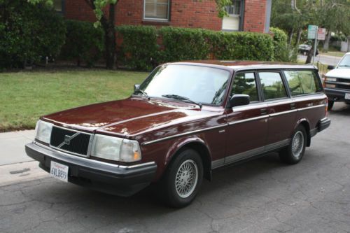 1993 volvo 240 base wagon 4-door 2.3l