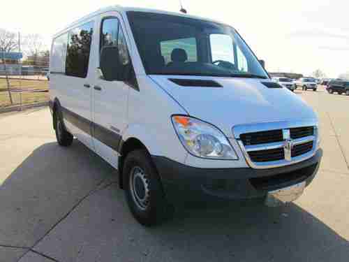 LOW MILES! DIESEL! 2500! HANDI-CAP ASSIST! NEW TIRES! NICE! L@@K! LOW MILES!, US $24,500.00, image 3