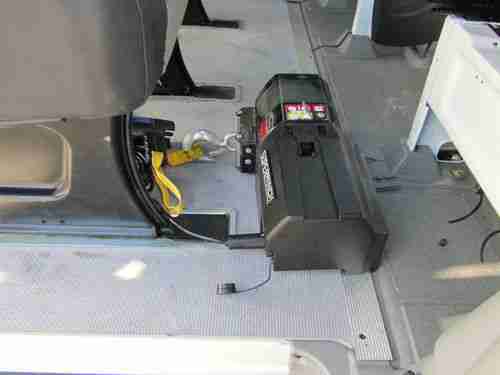 LOW MILES! DIESEL! 2500! HANDI-CAP ASSIST! NEW TIRES! NICE! L@@K! LOW MILES!, US $24,500.00, image 19