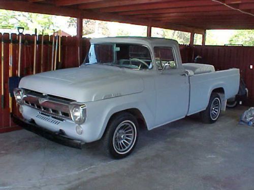1957 ford f-100  good body no rust in cab or floor