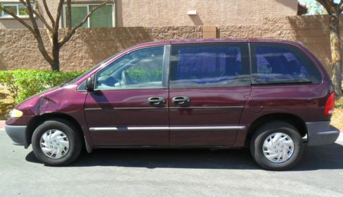 1998 dodge caravan base mini passenger van 4-door 2.4l