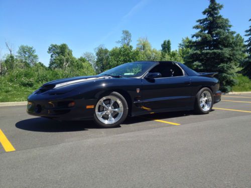 2002 pontiac firebird trans am coupe 2-door 5.7l ws6, 17k miles, 6spd, all black