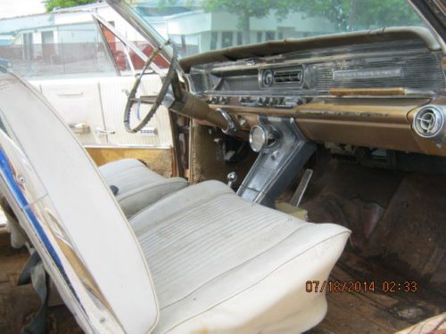 2 dr hardtop all original 389, buckets console pw,ps,pa,pb, a/c,am fm like gto