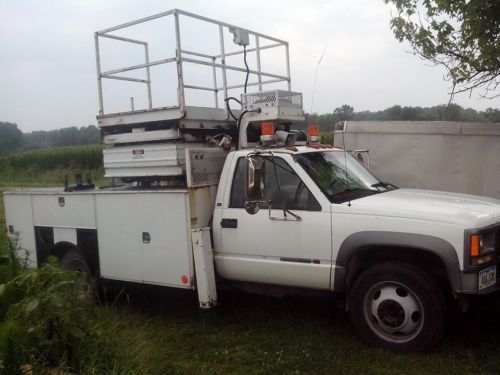 1999 gmc 3500 boom truck