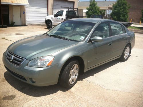 2004 nissan altima s sedan 4-door 2.5l