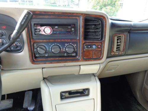 2002 CHEVY SUBURBAN LT LEATHER NEW TV DVD CD MP3 TX 2OWNERS NORUST DRIVES GREAT, image 4