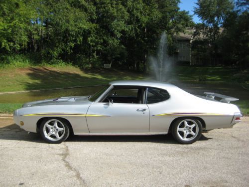 1970 pontiac gto judge pro touring resto mod (needs engine)