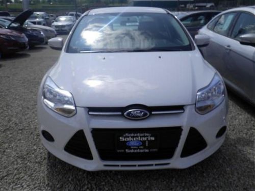 2014 ford focus se