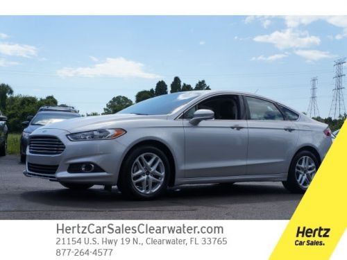 2013 ford fusion se