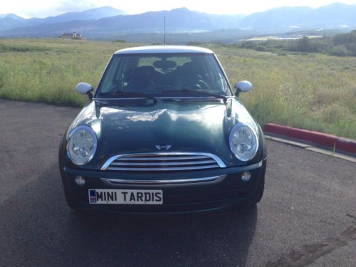 2006 mini cooper base hatchback 2-door 1.6l