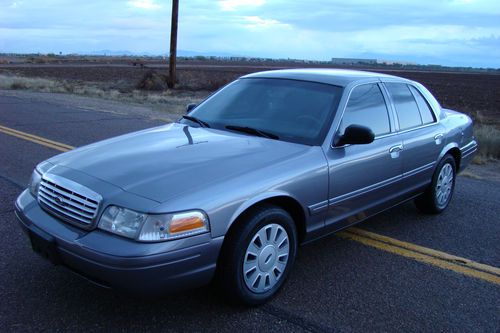 Police interceptor p71 supervisor car 360 low hours! street appearance package!