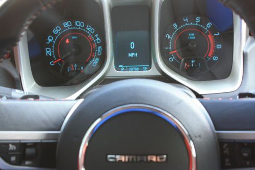 2011 Chevrolet Camaro SS Convertible 2-Door 6.2L, image 11