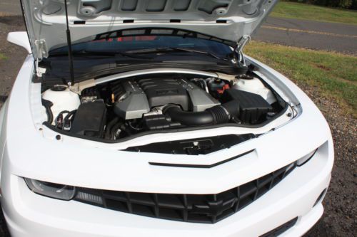 2011 Chevrolet Camaro SS Convertible 2-Door 6.2L, image 18
