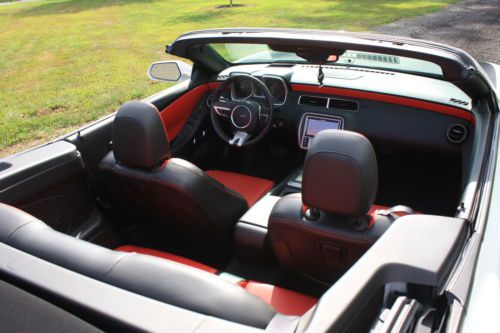 2011 Chevrolet Camaro SS Convertible 2-Door 6.2L, image 21