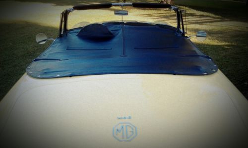 MGB 1969 Restored Primrose Yellow w/ Black Leather and Overdrive, image 12