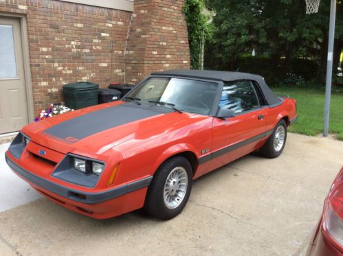 1986 mustang gt convertible