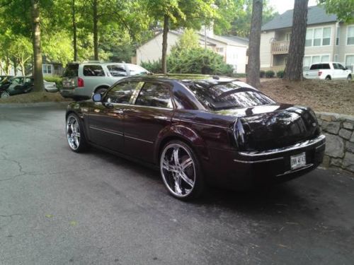 2005 chrysler 300 limited on 24&#034; rims &amp; tires