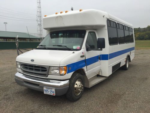 2000 ford e-450 2 door transit passenger bus