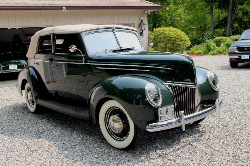 1939 ford sedan deluxe convertible