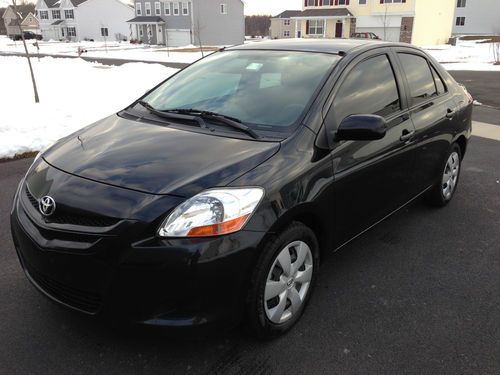 2008 toyota yaris sedan 4-door 1.5l navigation! dvd! tinted windows! new tires!