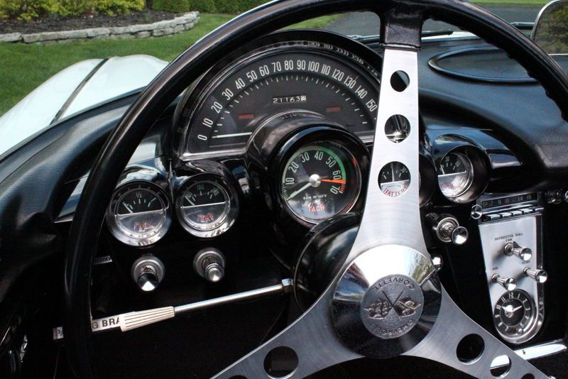 1962 chevrolet corvette
