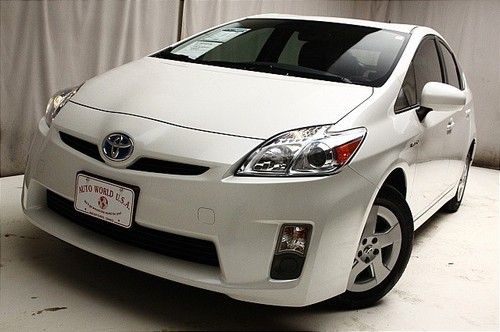 We finance!! 2011 toyota prius ii fwd jblsound hybridengine keylessignition