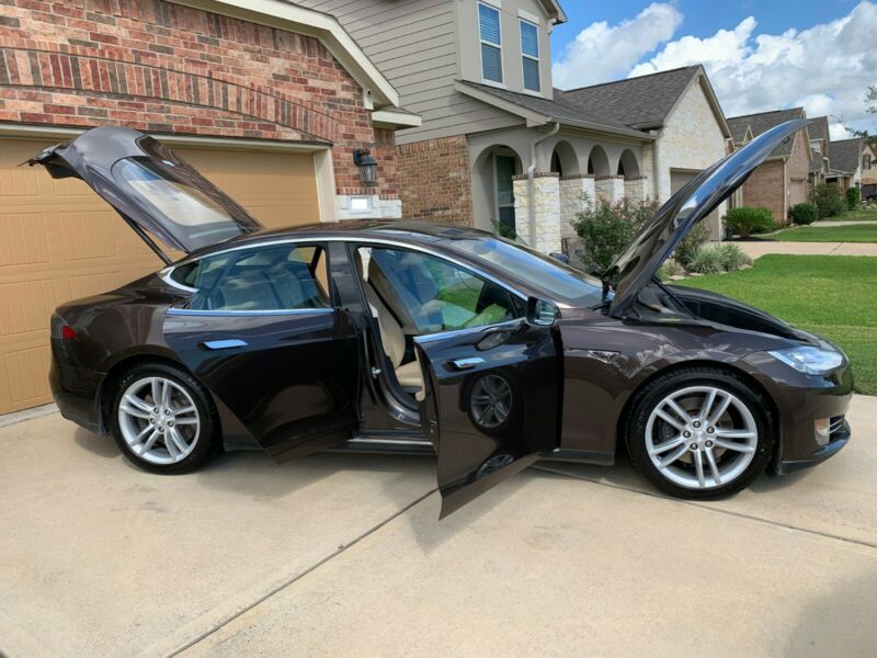 2013 tesla model s