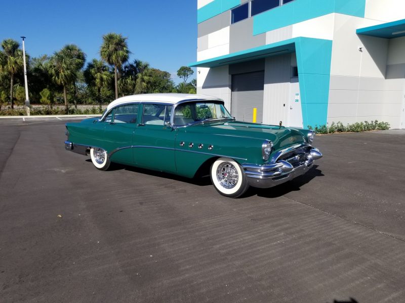 1955 buick roadmaster sedan