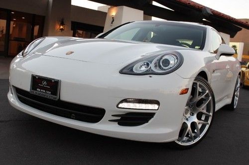 2011 porsche panamera s. v8. pdk. loaded. white/black. 22 in. wheels. 1 owner.