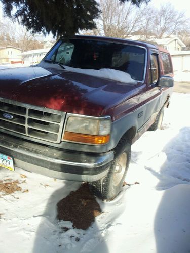 1993 ford bronco xlt lariat sport utility 2-door 5.0l