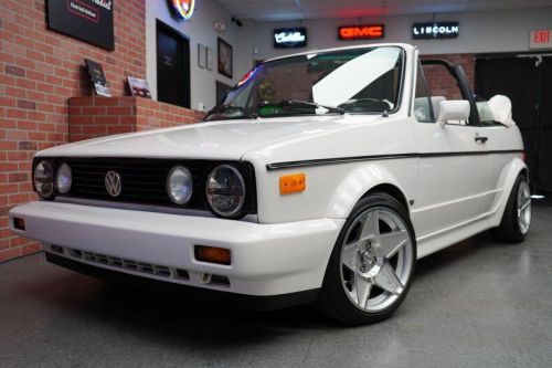 1992 volkswagen cabriolet base 2dr convertible