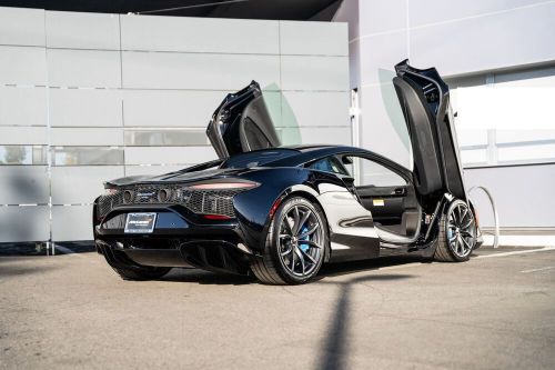 McLaren Artura Performance