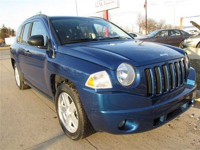 Blue suv moonroof low miles clean title finance power stereo air auto cruise ac