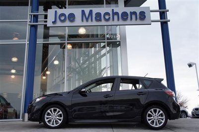 Very clean mazda 3 s hatchback good miles great mpg priced to sell!