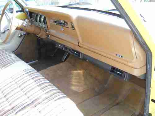 1976 Jeep Wagoneer, image 6