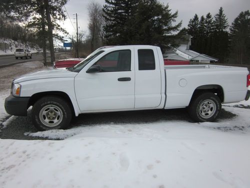 2006 dodge dakota st