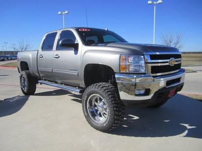 Fabtech lift bmf bedliner assist steps diesel duramax ltz 4wd crew $10k upgrades