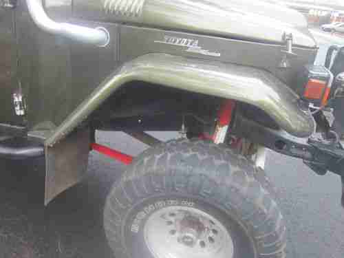 1968 TOYOTA LAND CRUISER FJ45LV. PRISTINE. Power Steering. Disc Brakes., image 2