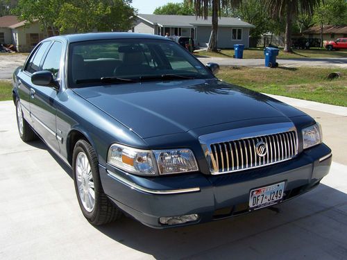 2010 mercury grand marquis ls sedan 4-door 4.6l