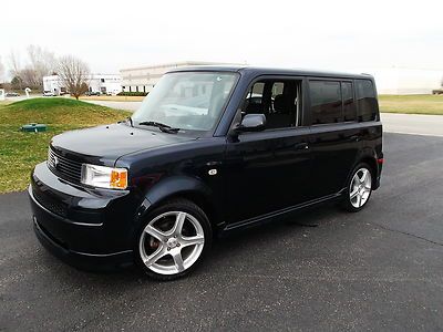 2006 scion xb 60000 miles automatic trans why pay more!!