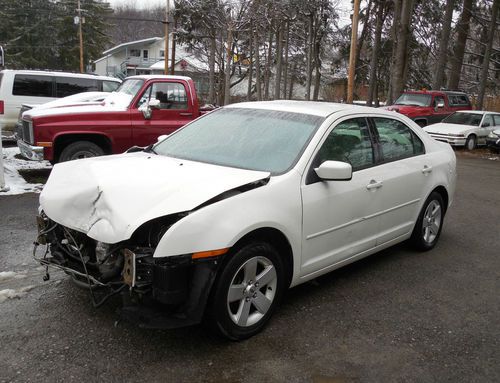 2008 ford fusion se sedan 4-door 3.0l wrecked salvage rebuildable repairable