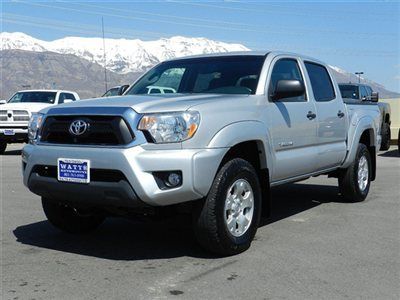 Double cab sr5 trd sport 4.0 v6 auto shortbed 4x4 low miles back up camera